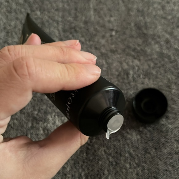 Elizabeth Grant Caviar Nutruriche Hand cream - Picture 4 of 9